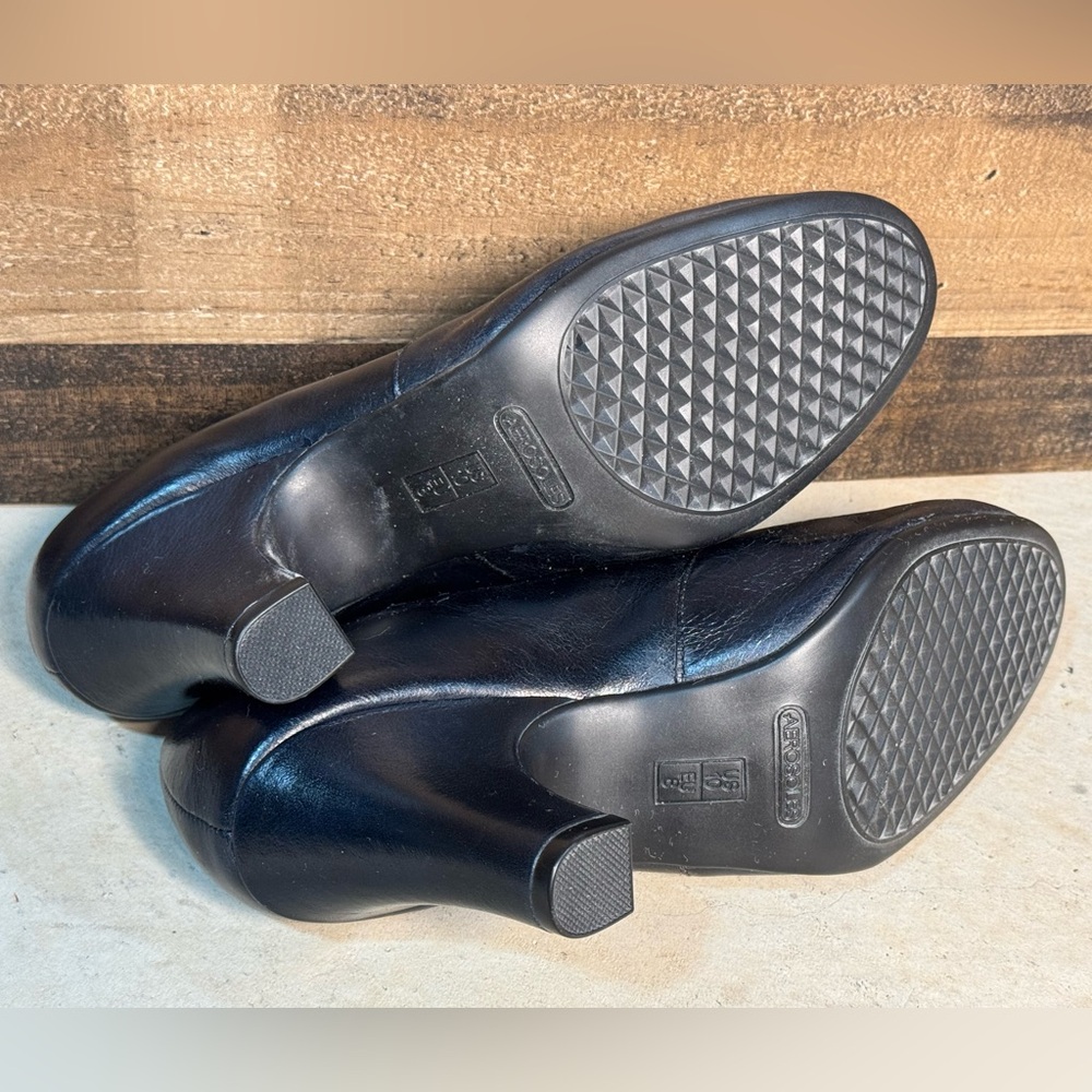 Aerosoles Women's Leather Navy Blue Bootie Chunky Heels Size 10 AB 216 - Picture 6 of 9